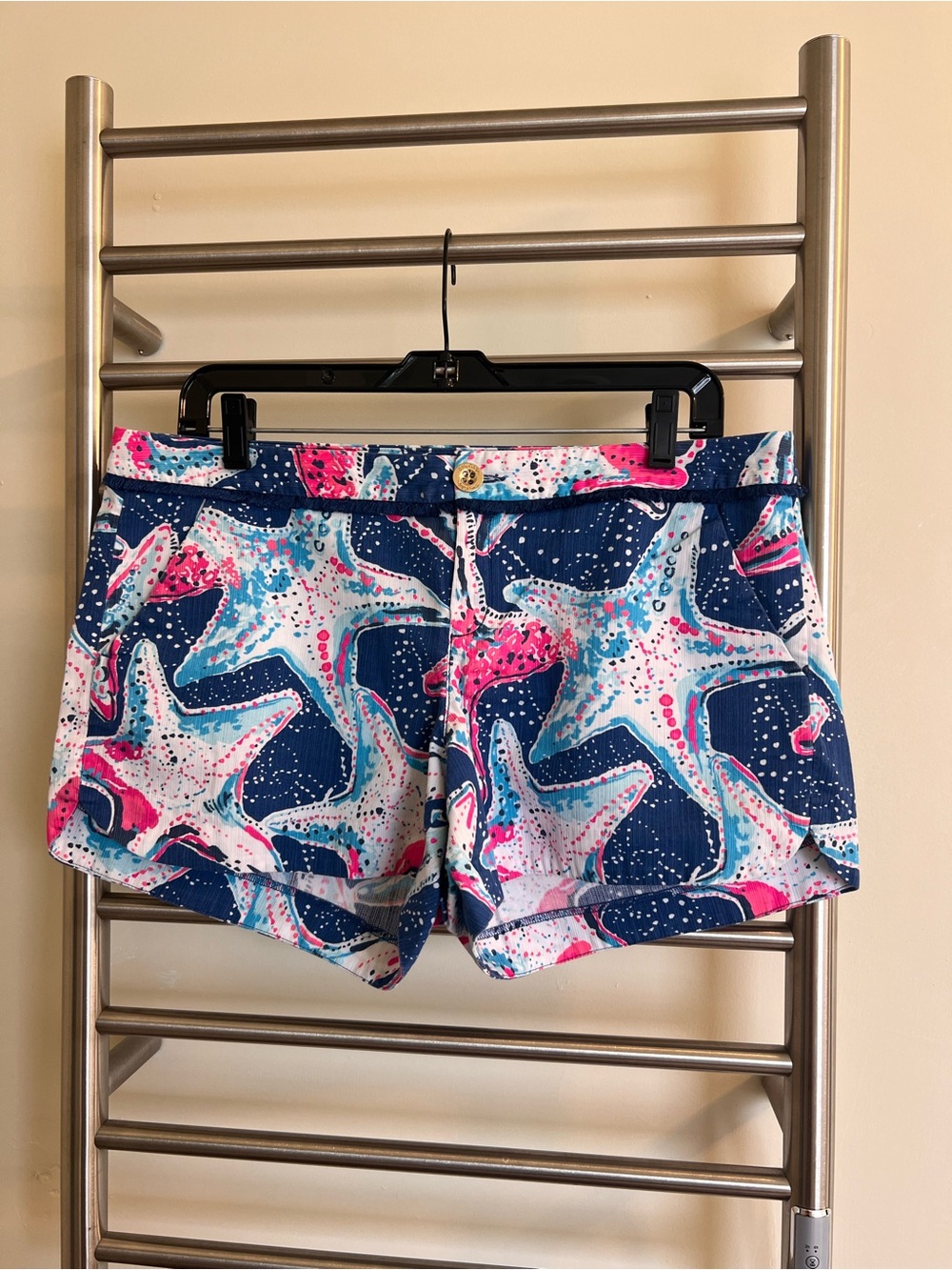Lilly Pulitzer Adie Shorts, Indigo Star Struck starfish print, size 10, EUC